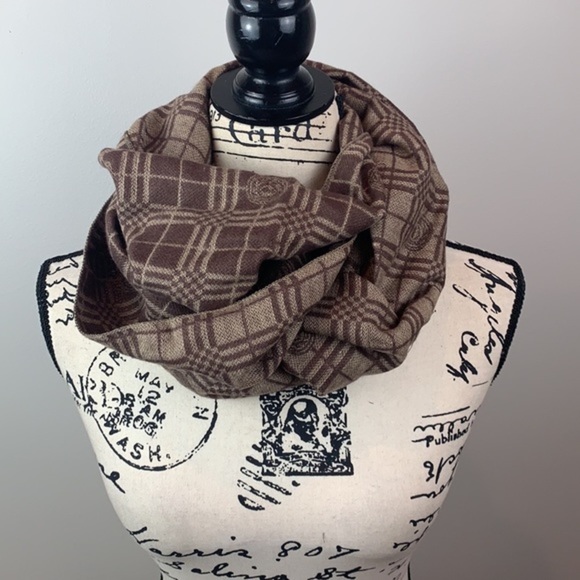 Cashwear Two-Tone Scarf - Picture 3 of 8